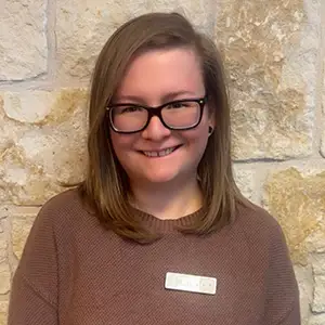 Lili - Front Desk Coordinator