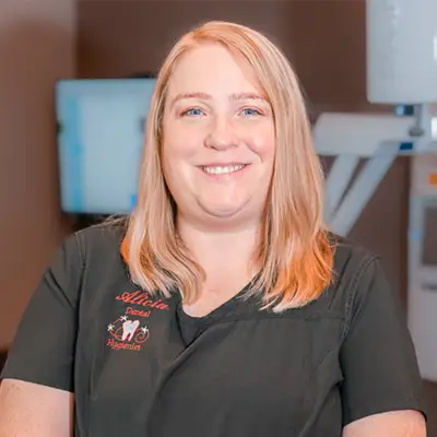Alicia – Dental Hygienist